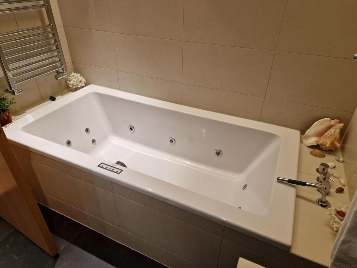 Alfred's Premium Vatnsstigur Apartment